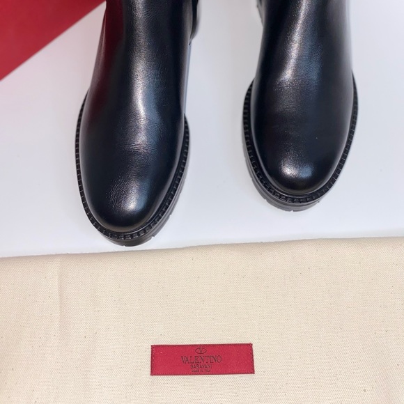 VALENTINO GARAVANI Over The Knee Black Boots - Picture 8 of 14